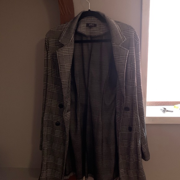 Plaid spring over coat - Picture 3 of 3